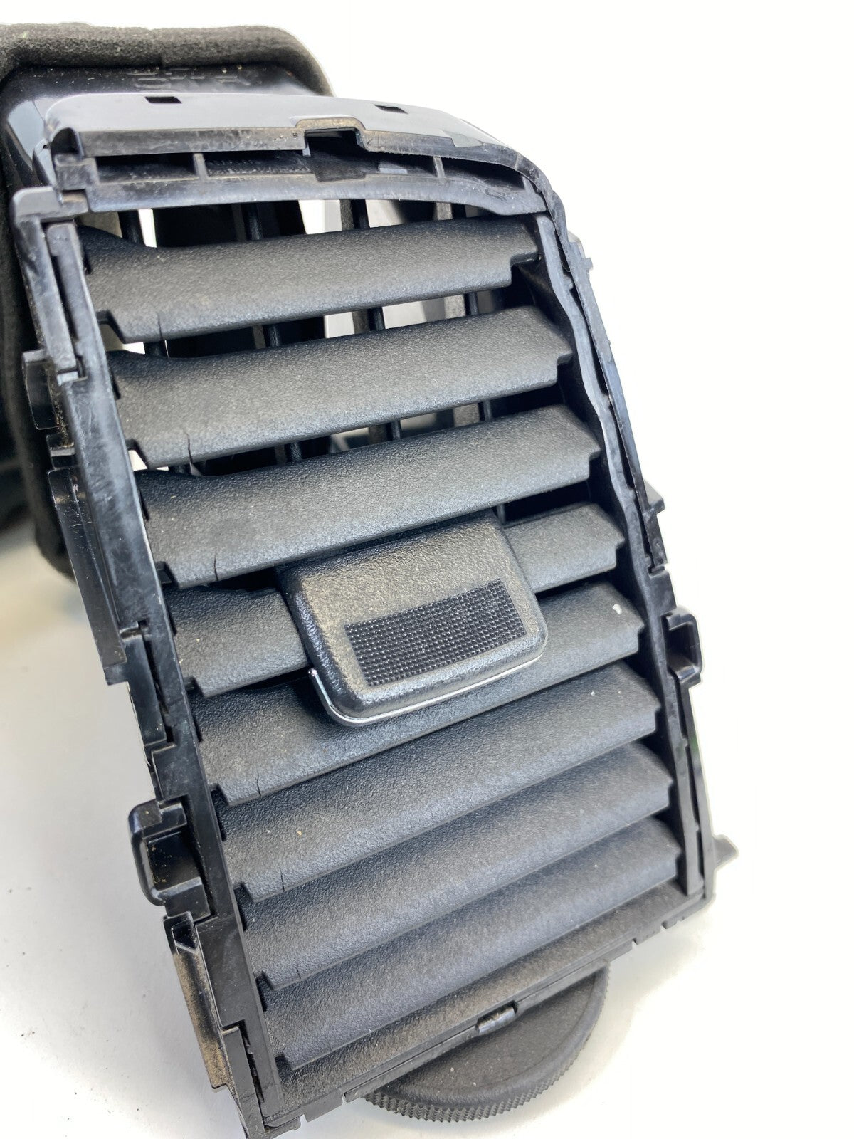 2011-2014 Nissan Murano Front Center Dash A/C Air Vent Grill Grille Set Pair OEM