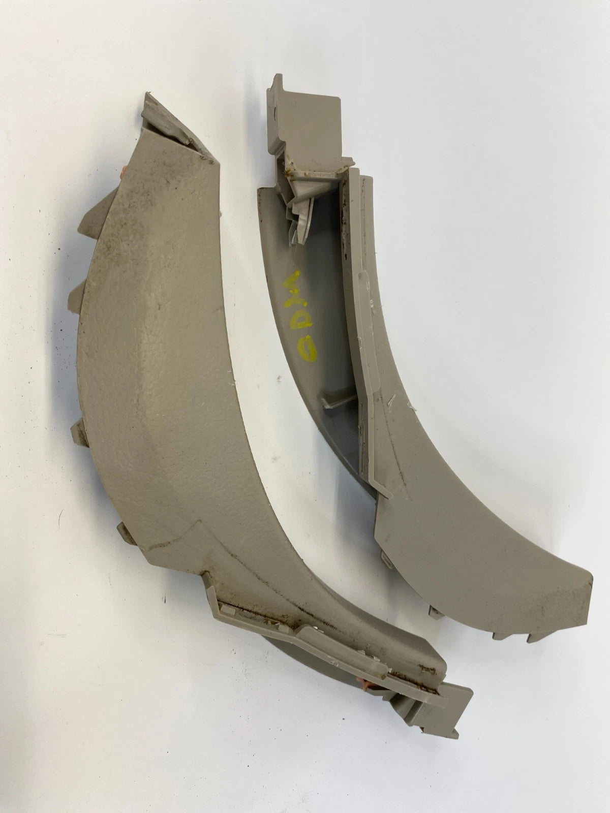 2010-2013 SUZUKI KIZASHI CONSOLE SIDE GARNISH TRIM PAIR LEFT RIGHT BEIGE OEM