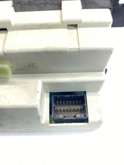 1998-2002 FORD EXPEDITION REAR CONSOLE AUDIO VOLUMEN CONTROL SWITCH ASSEMBLY OEM