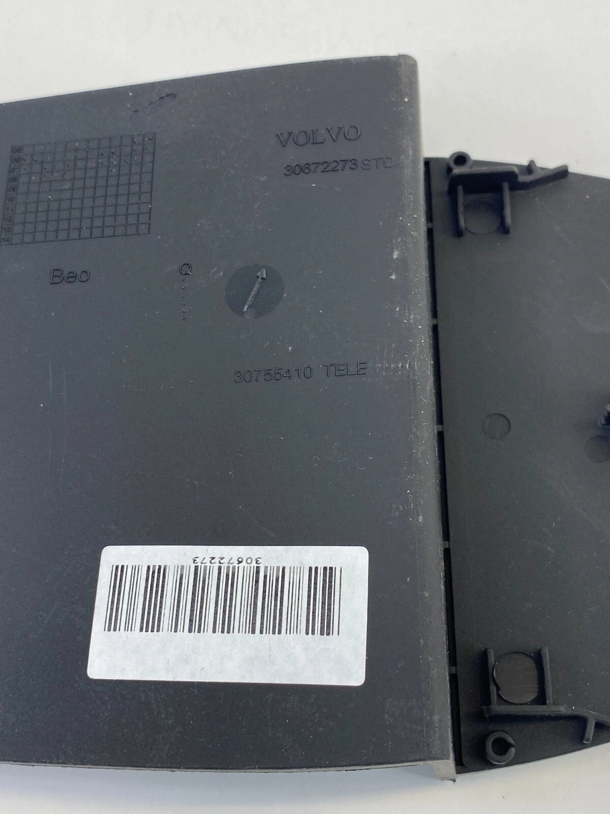 2008-2016 VOLVO XC70 CENTER CONSOLE STORAGE RUBBER MAT INSERT 30755410 OEM