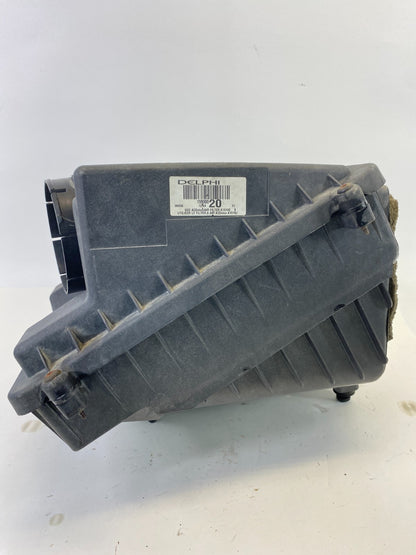 00 01 02 03 04 05 06 07 08 09 GMC Yukon 5.3L Air Box Intake Cleaner Box Assy OEM