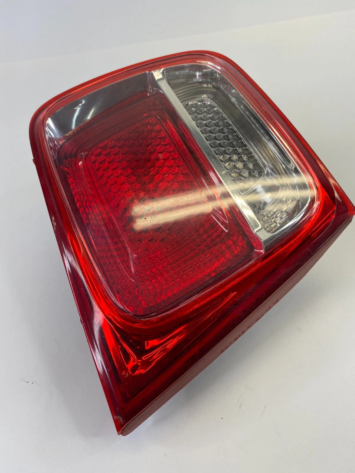 2013-2015 CHEVY MALIBU REAR LEFT SIDE TAIL LIGHT INNER TAILLIGHT LAMP LH OEM