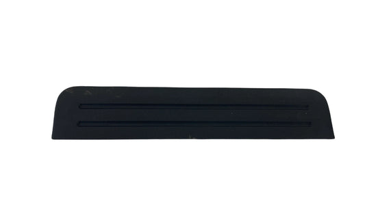 2003 KIA SORENTO REAR LEFT DRIVER SIDE DOOR STEP SILL TRIM PANEL 85882-3E000 OEM