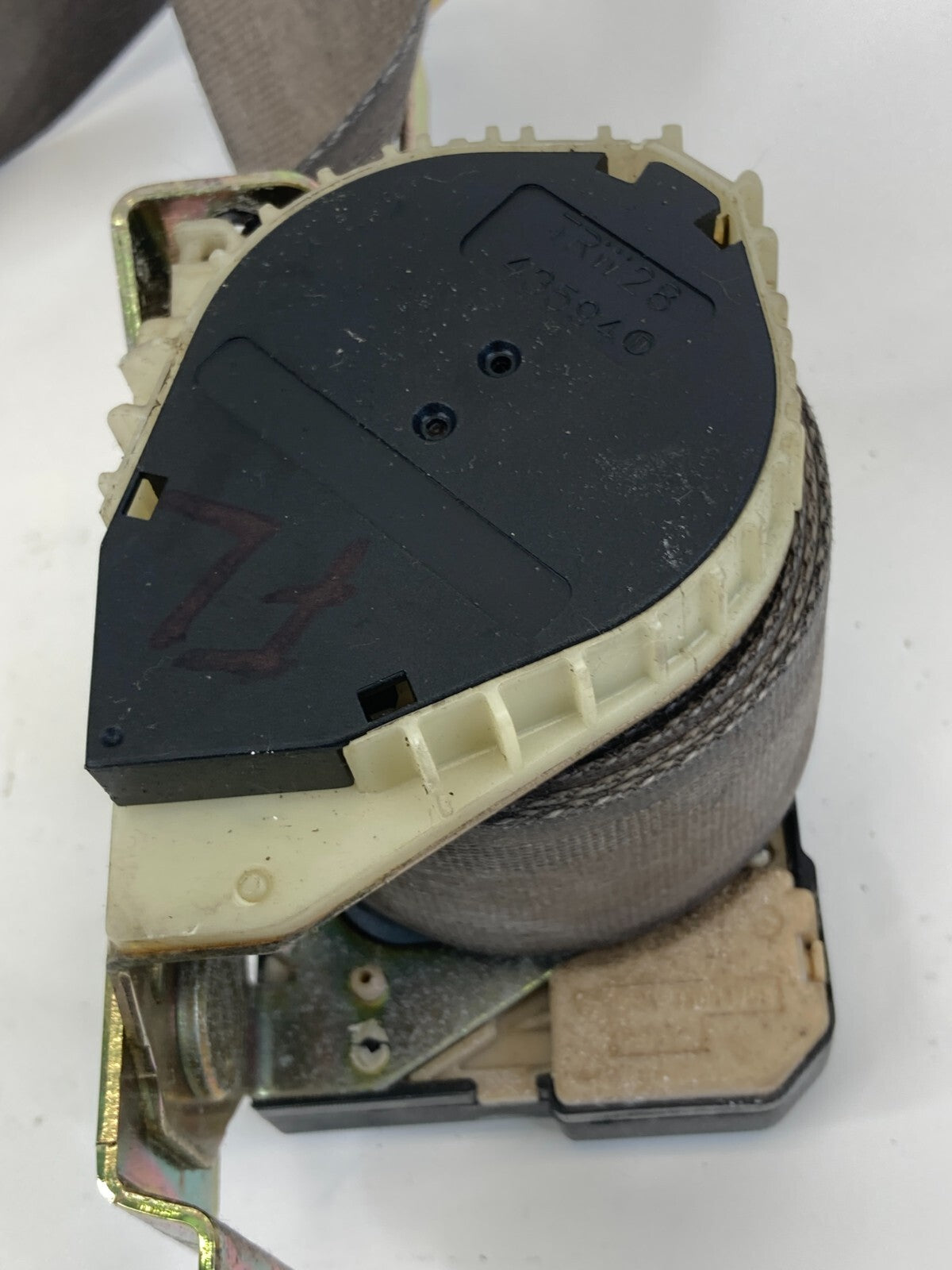 2003 2004 Jaguar S-type Front Left Driver Side Seat Belt Retractor Assy OEM