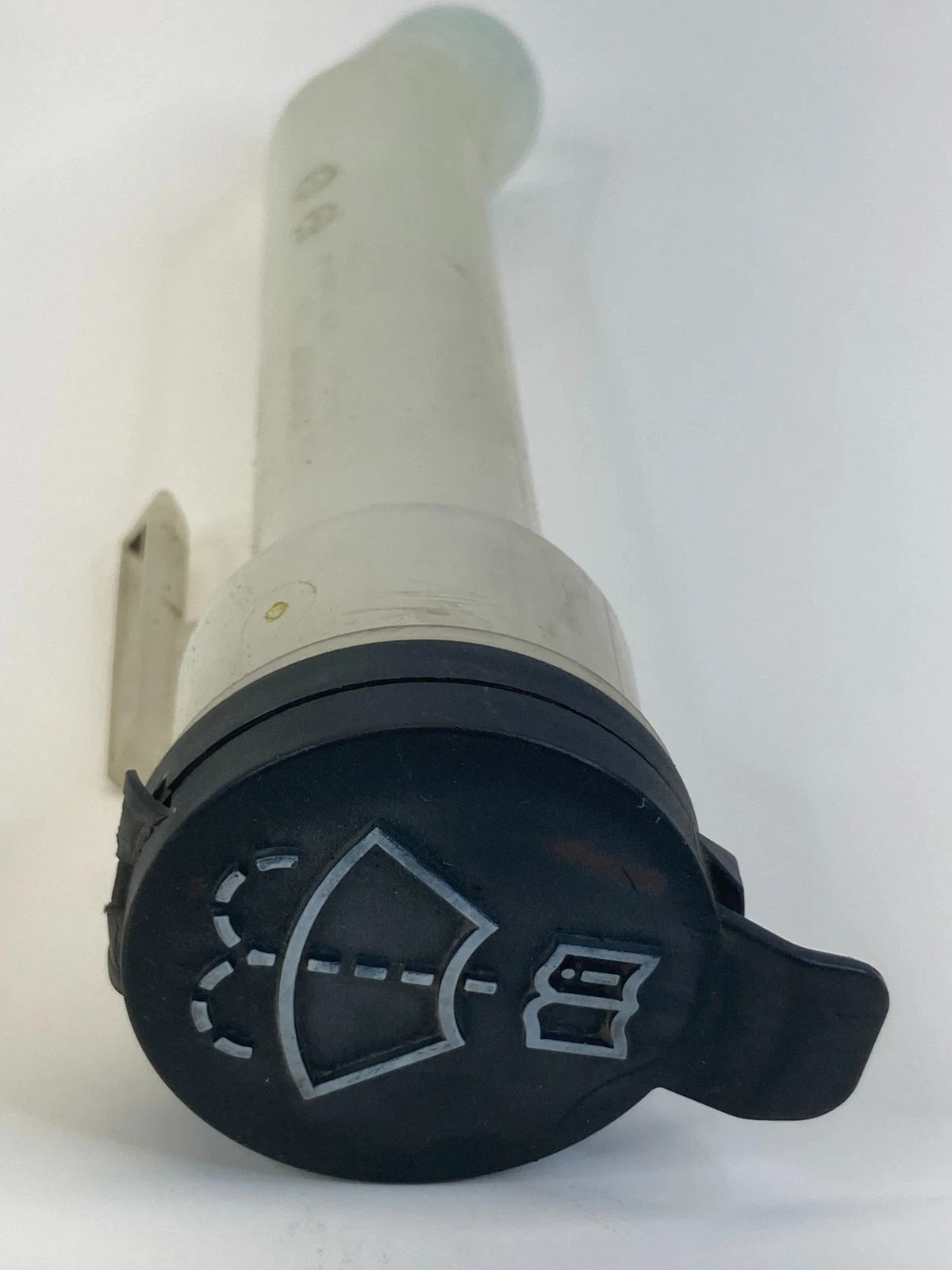 2011-2016 CHEVROLET CRUZE WINDSHIELD WASHER FLUID RESERVOIR TUBE CAP 95980613