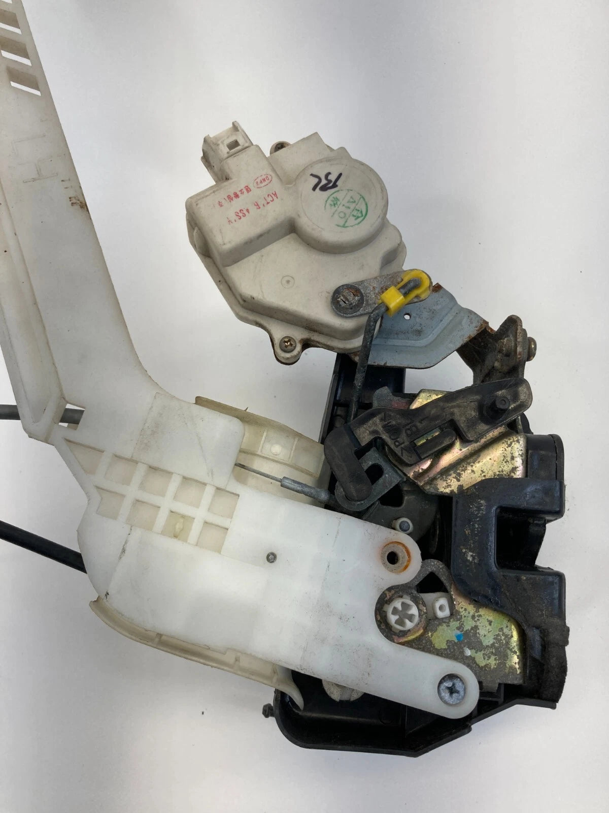 2001-2006 HYUNDAI ELANTRA REAR LEFT BACK DOOR LOCK LATCH RELEASE ACTUATOR OEM