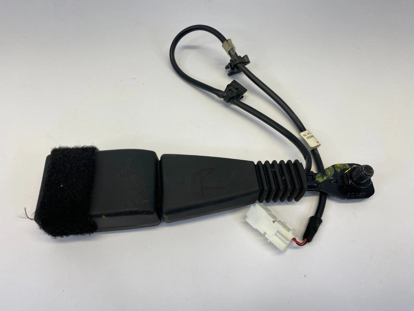 2011-2017 BMW X3 FRONT RIGHT PASSENGER SEAT BELT BUCKLE 307210300AF OEM
