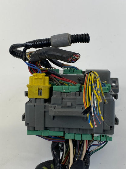 2003 2004 2005 Honda Civic 1.7L A/T Interior Dash Panel Fuse Box Fusebox Block