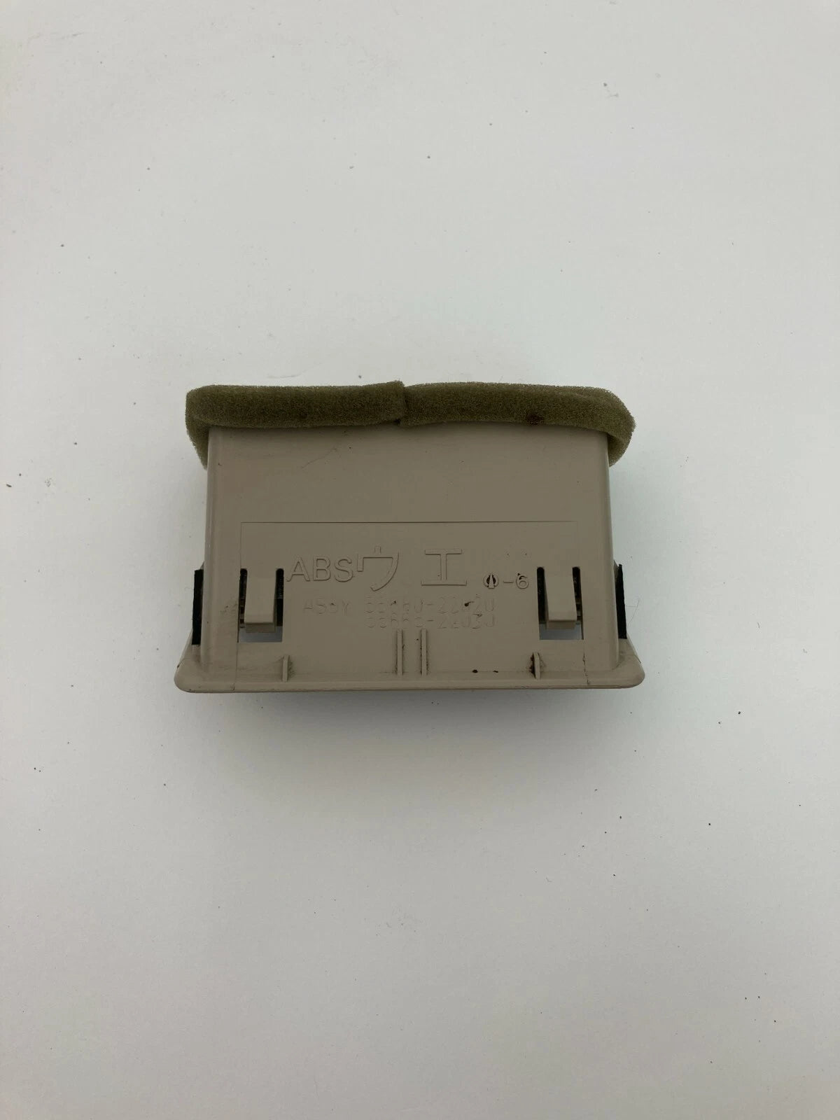 1998-2005 LEXUS GS300 01-05 GS430 FRONT DASH AC AIR VENT LOUVER LOWER OEM