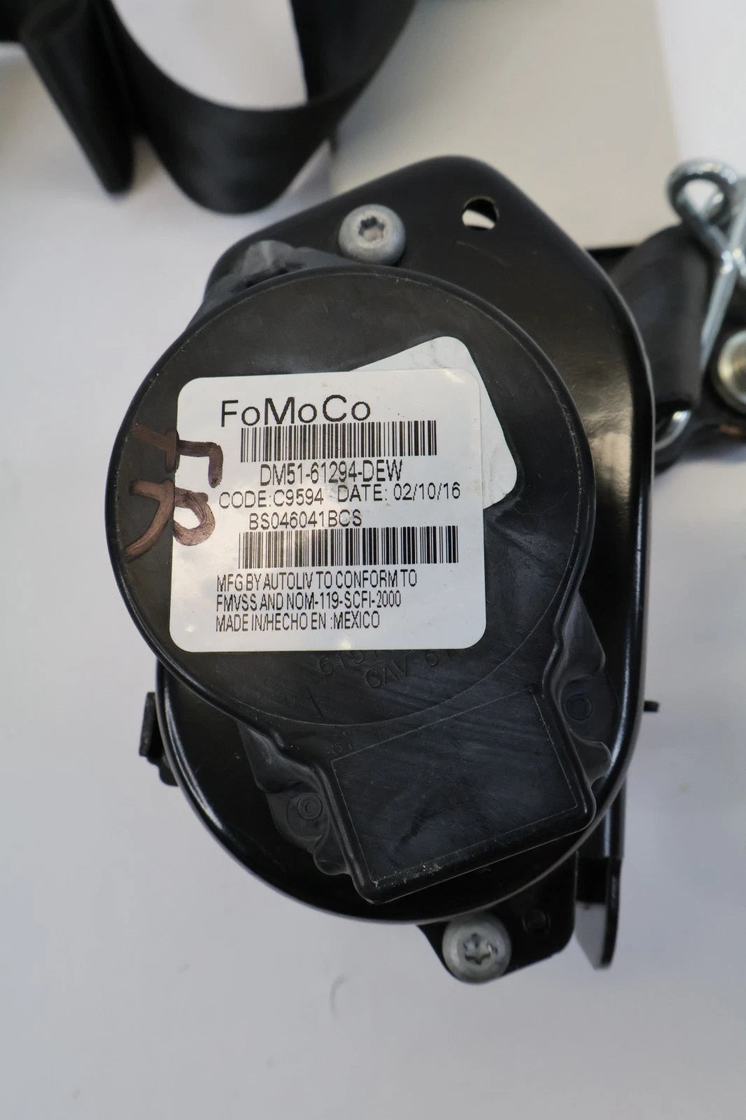 2015-2018 FORD FOCUS FRONT RIGHT SEAT BELT RETRACTOR ASSEMBLY OEM DM51-61294-DEW