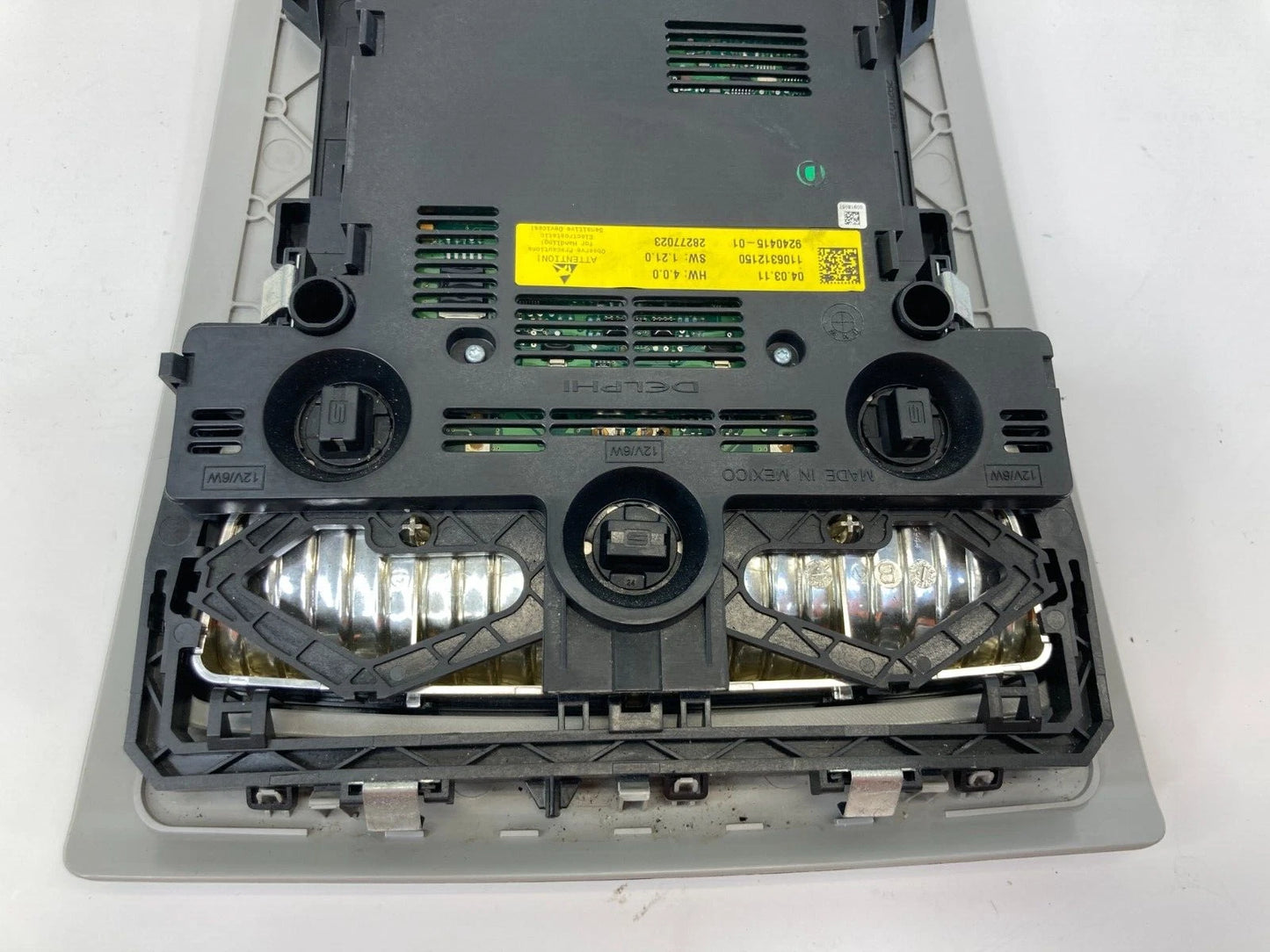 2011-2017 BMW X3 FRONT ROOF OVERHEAD CONSOLE DOME MAP LIGHT LAMP 9240415-01 OEM