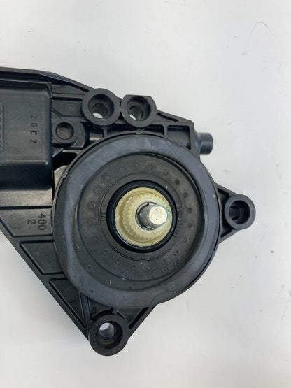 2011-2014 HYUNDAI SONATA SEDAN FRONT RIGHT SIDE DOOR WINDOW MOTOR 824603Q000 OEM