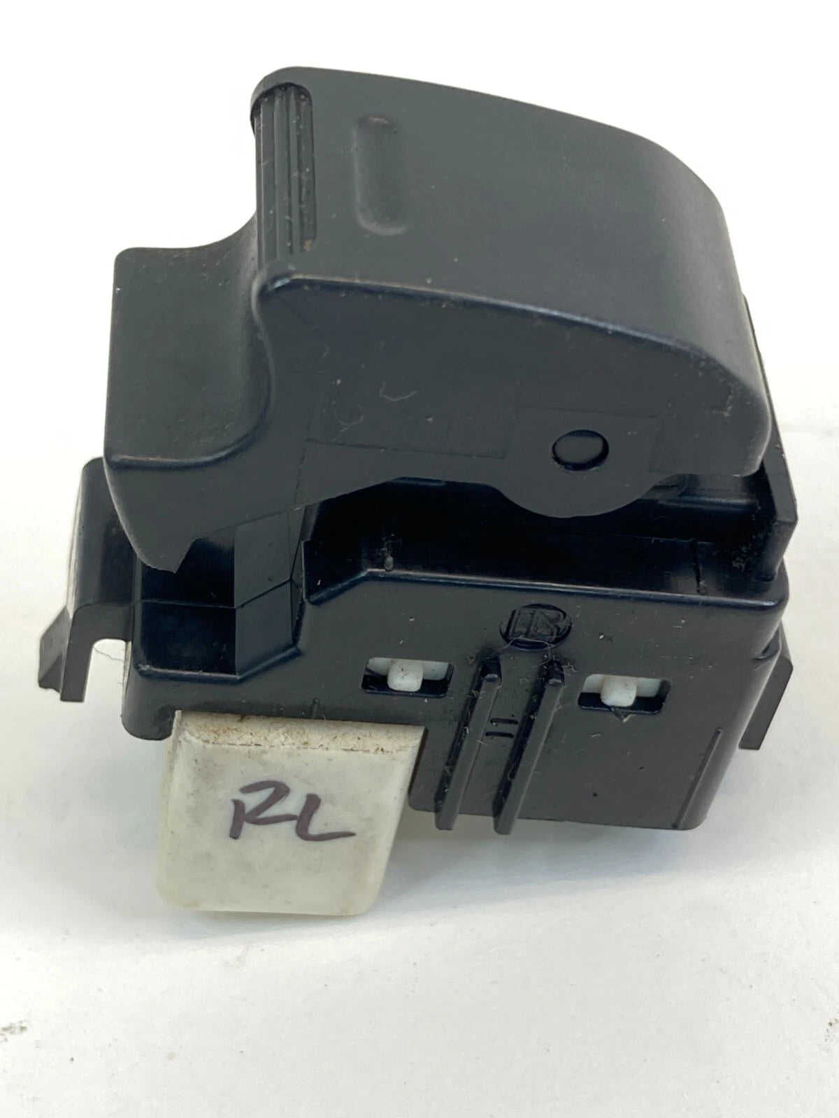 2003-2008 TOYOTA COROLLA REAR LEFT SIDE POWER WINDOW SWITCH BUTTON 257-0M41 OEM