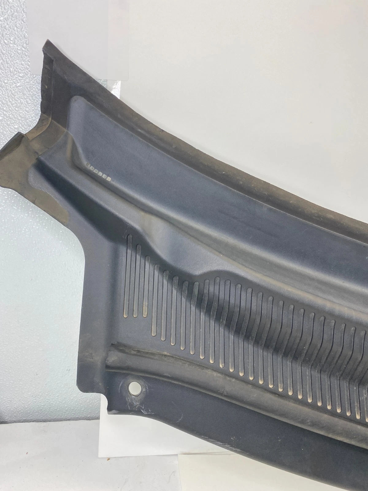 2011-2019 Ford Explorer 13-19 Police Utility Windshield Cowl Cover Panel Grille