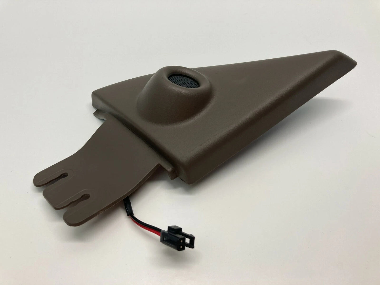 2004-2008 CHEVROLET MALIBU FRONT RIGHT DOOR TWEETER SPEAKER TRIM COVER FR-RH OEM