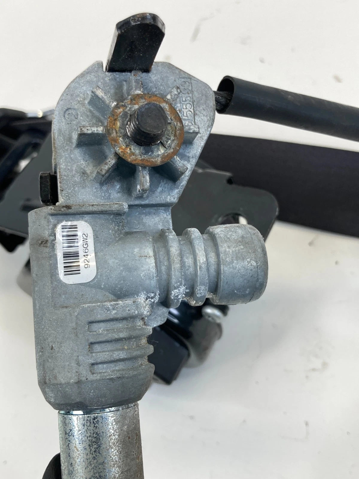 2009-2016 GMC ACADIA FRONT LEFT SIDE SEAT BELT RETRACTOR PRETENSIONER 15903263