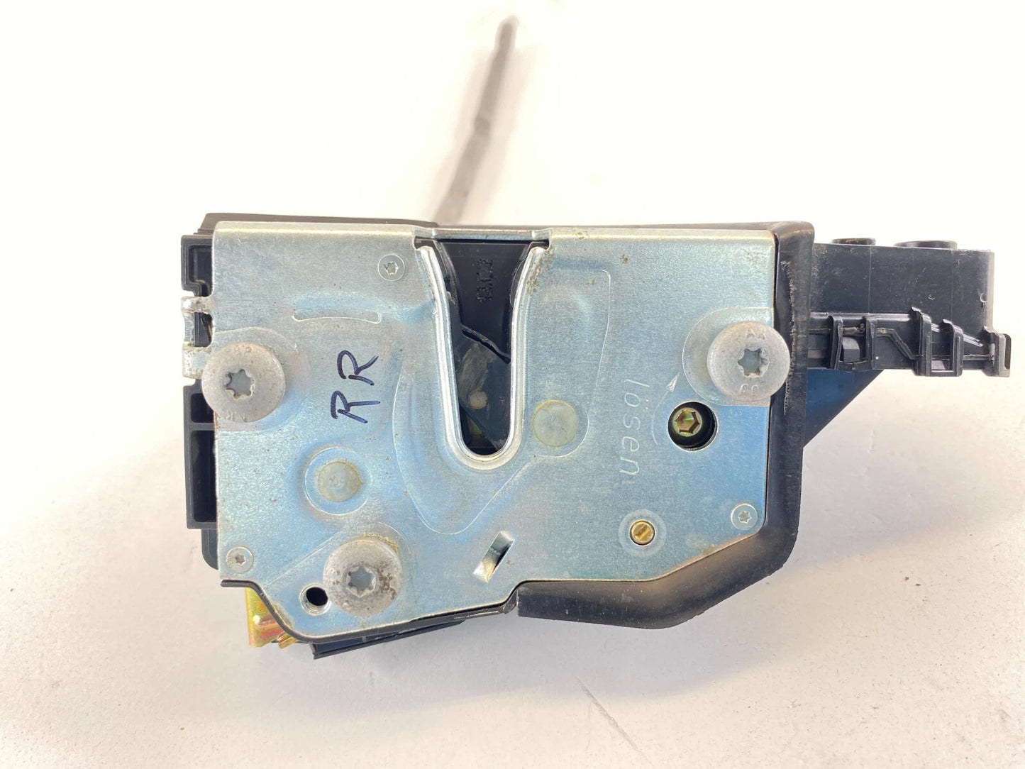 2001-2005 BMW 330XI 325I 325XI 330I REAR RIGHT DOOR LOCK LATCH RELEASE ACTUATOR