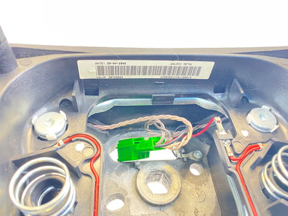 05-11 VOLVO S40 08-13 C30 STEERING WHEEL W/CRUISE & AUDIO BUTTON SWITCH 3072366