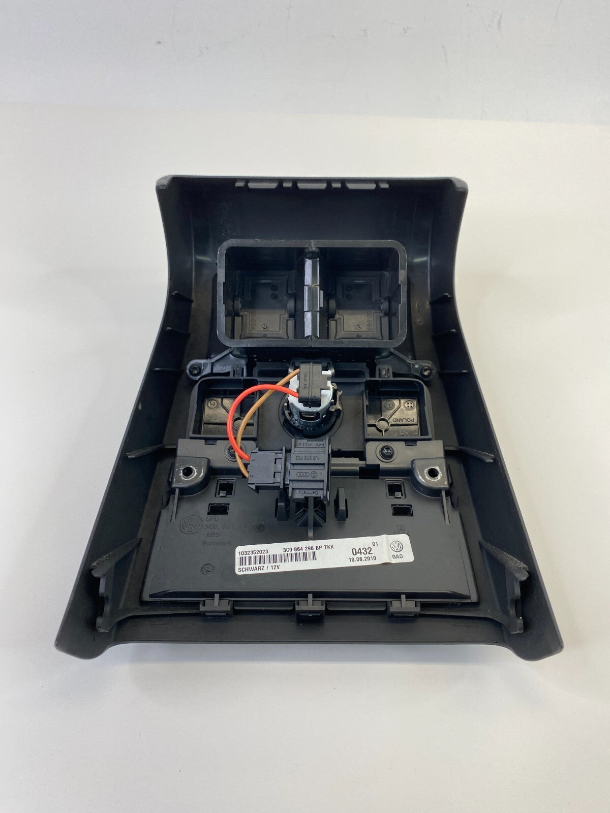 2011-2017 Volkswagen CC Rear Center Panel w/ Air Vent & Power Outlet 3C0-864-298