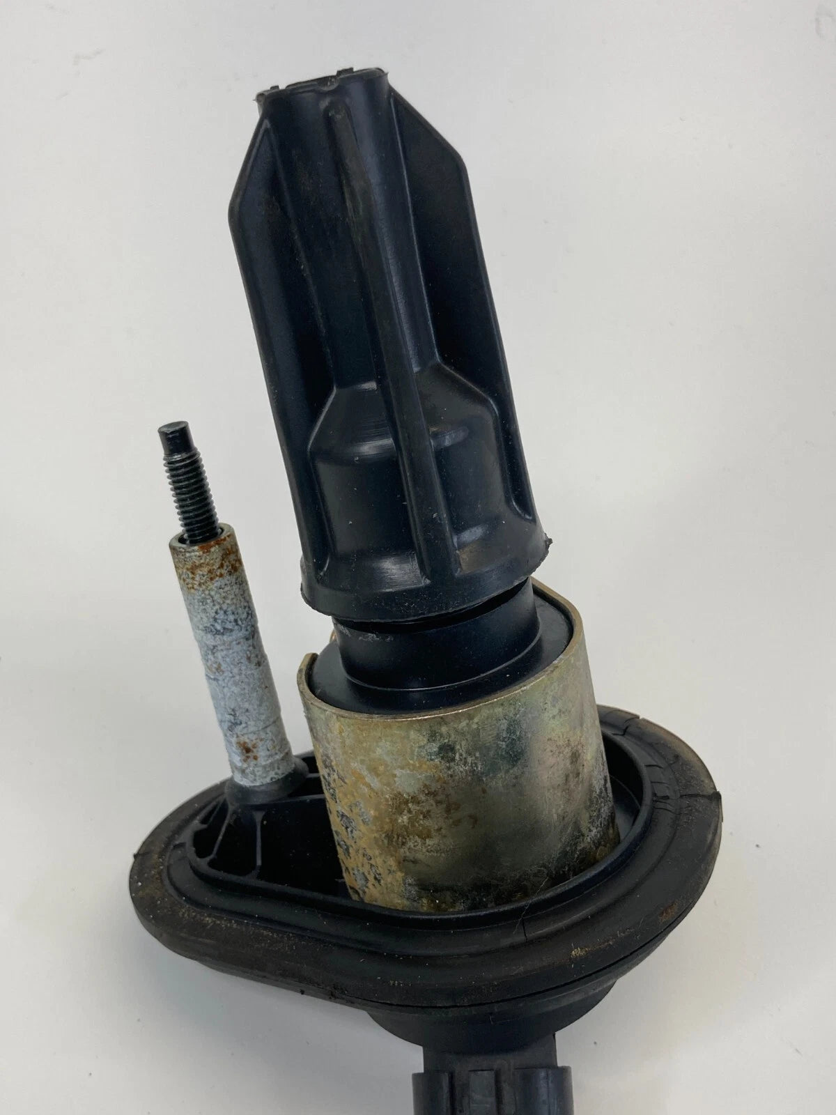2004 2005 2006 CHEVROLET COLORADO 3.5L IGNITION COIL IGNITER ASSEMBLY