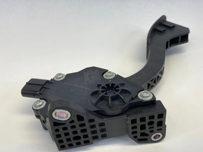 10-15 TOYOTA PRIUS GAS ACCELERATOR PEDAL THROTTLE PEDAL W/SENSOR 78110-12050 OEM