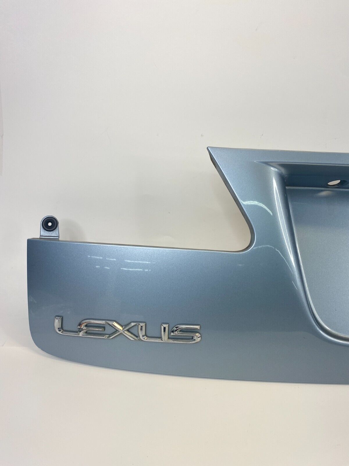 2007 2008 Lexus IS250 SEDAN Rear Trunk Lid License Plate Molding Panel OEM