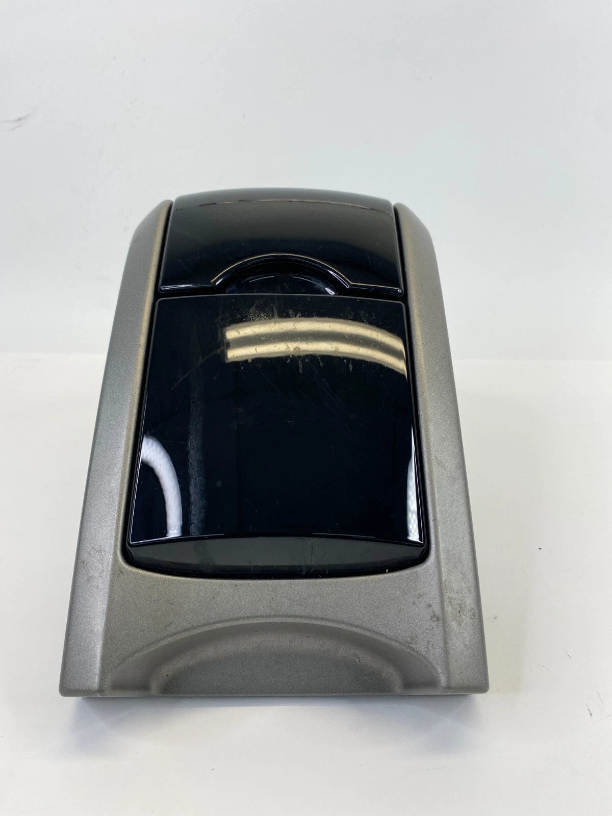 2004-2009 TOYOTA PRIUS FRONT CENTER CONSOLE CUP HOLDER W/ TRIM 1A8C1-009G OEM