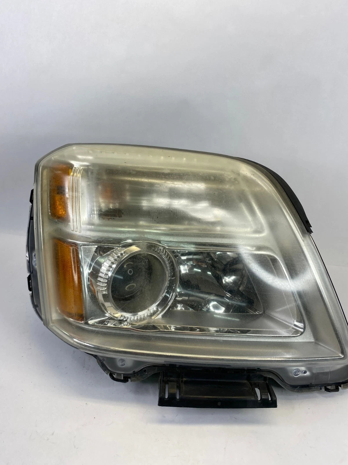2010-2015 GMC TERRAIN HALOGEN PROJECTOR HEADLAMP HOUSING RIGHT FRONT OEM FACTORY