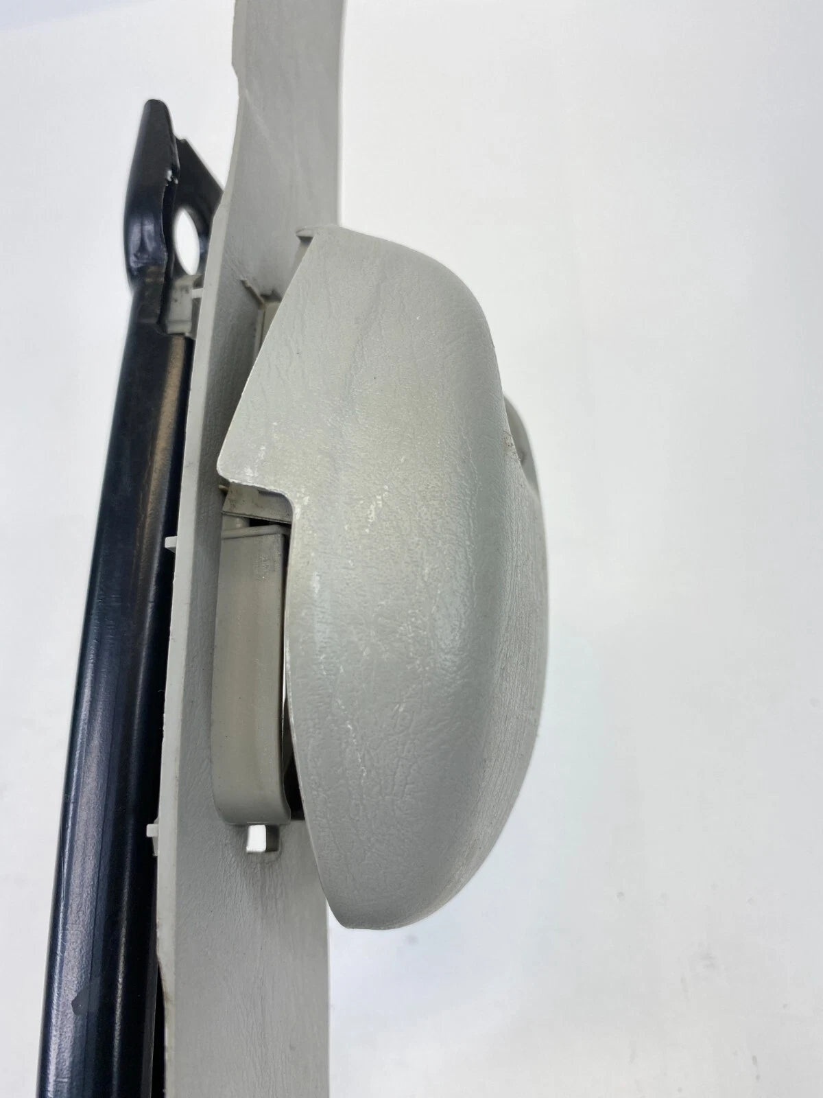 2001 2002 2003 FORD ESCAPE FRONT LEFT DRIVER SIDE SEAT BELT HEIGHT ADJUSTER OEM