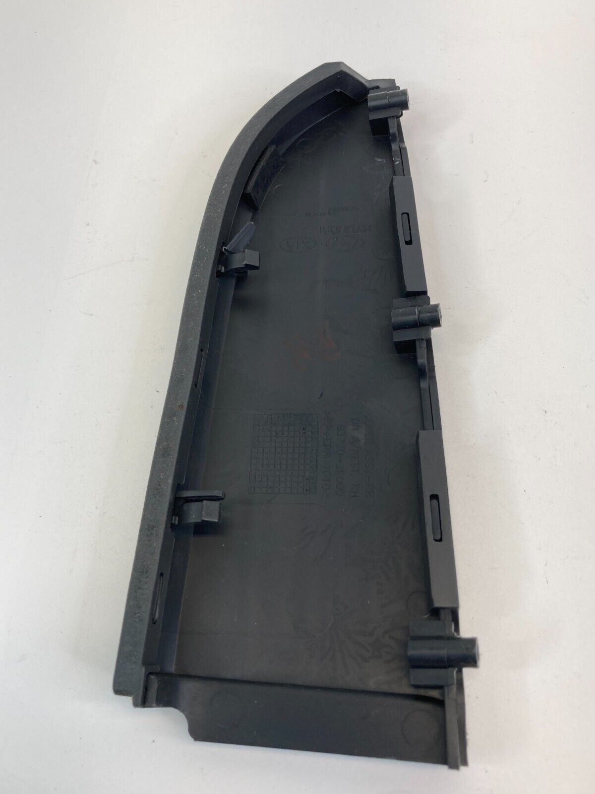 2010-2013 Kia Soul Rear Right Side Door Panel Armrest Arm Rest 83720-2K000 OEM