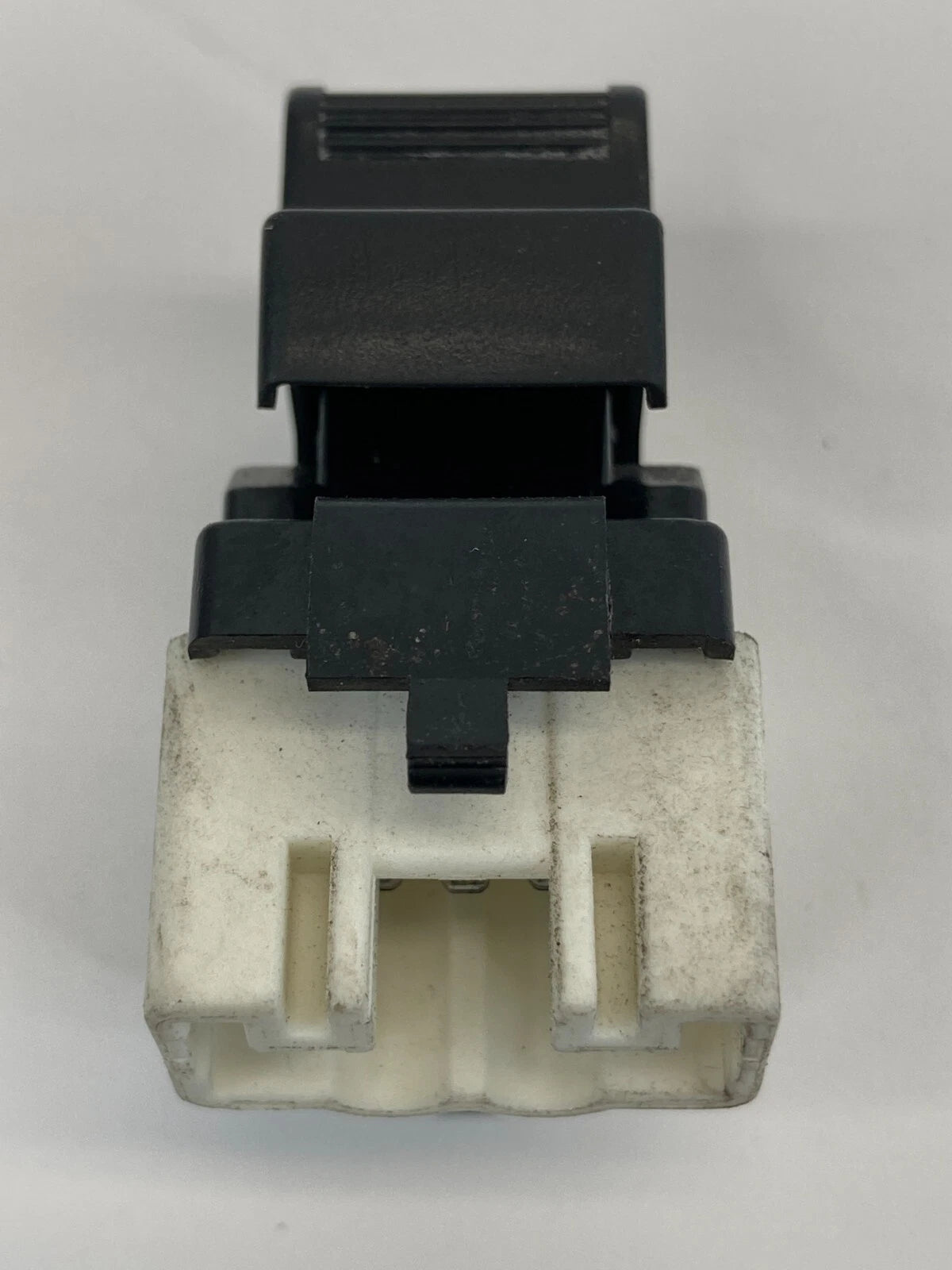1993-2008 TOYOTA COROLLA REAR RIGHT SIDE DOOR POWER WINDOW SWITCH ASSEMBLY OEM