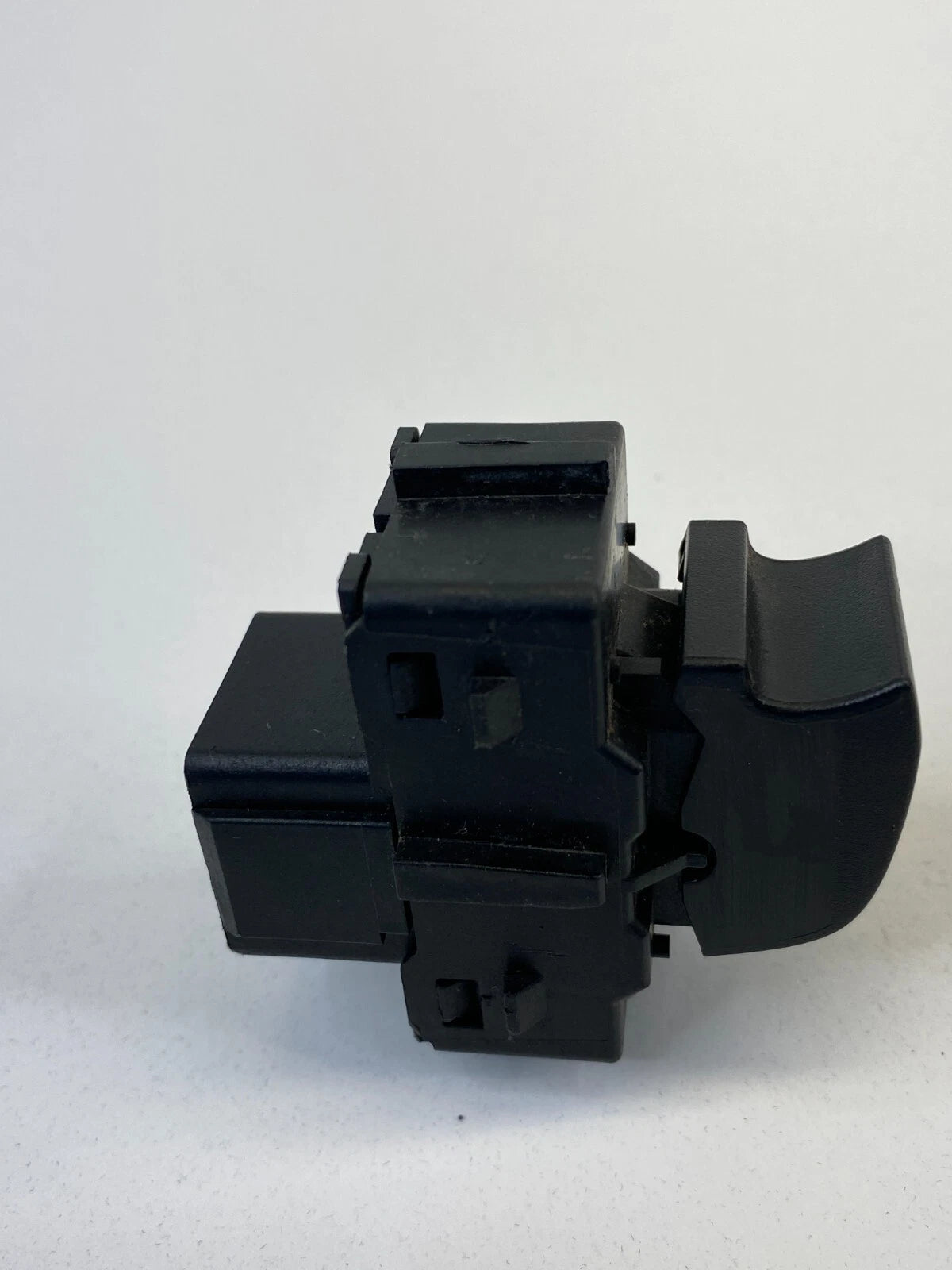 2008-2011 FOCUS FOCUS REAR RIGHT SIDE POWER WINDOW CONTROL SWITCH 8L8T-14529 OEM