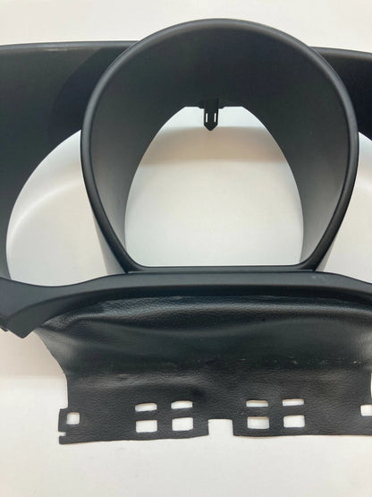 14-19 KIA SOUL SPEEDOMETER INSTRUMENT CLUSTER DASH BEZEL TRIM COVER 84830-B2000