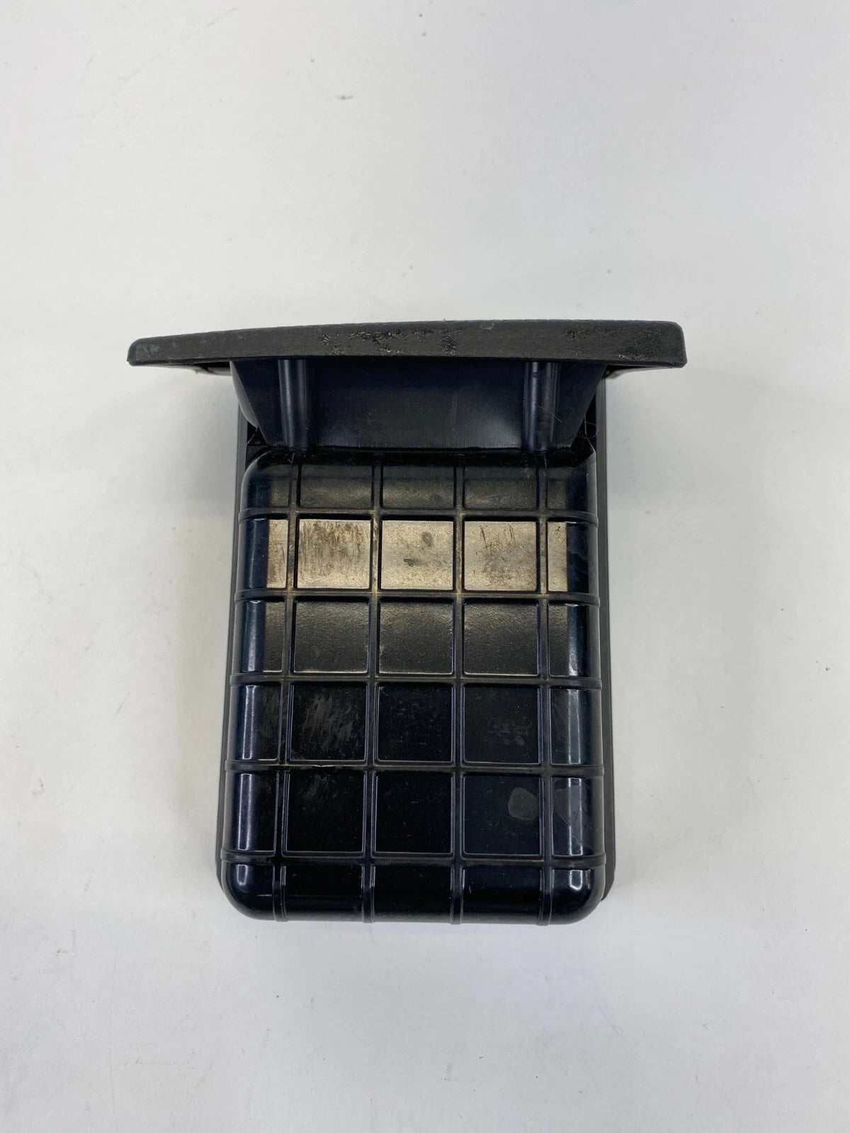 07-11 CHEVROLET AVEO 09-11 AVEO5 INSTRUMENT PANEL DASH ASHTRAY ASH TRAY STORAGE