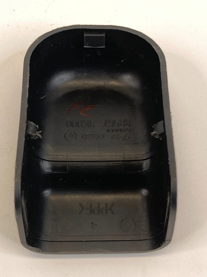 2009 2010 HYUNDAI ELANTRA SEDAN FRONT RIGHT SIDE SEAT TRACK COVER TRIM CAP OEM