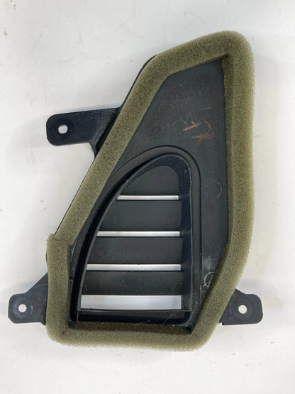 07-12 NISSAN VERSA UPPER DASH RIGHT SIDE AC VENT DEFROST GRILLE 68740-EL00A OEM