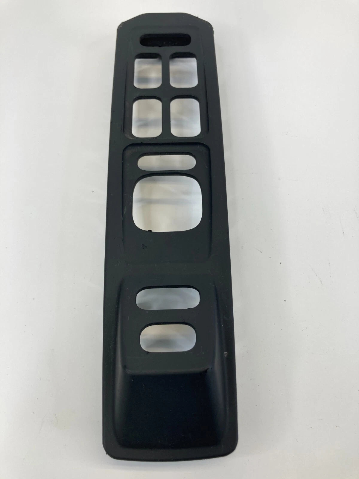 2004-2006 CADILLAC SRX FRONT LEFT DRIVER DOOR WINDOW SWITCH BEZEL COVER TRIM OEM