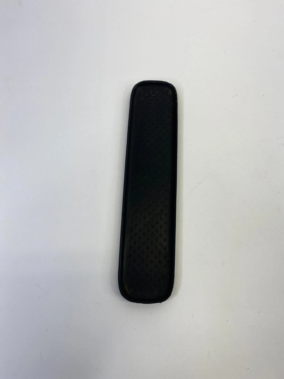 2002-2006 TOYOTA CAMRY FRONT RIGHT DOOR HANDLE POCKET INSERT MAT OEM 74244-AA010