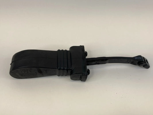 09-16 AUDI A4 QUATTRO FRONT RIGHT SIDE DOOR CHECK STOP STOPPER DETENT 8K0837249G