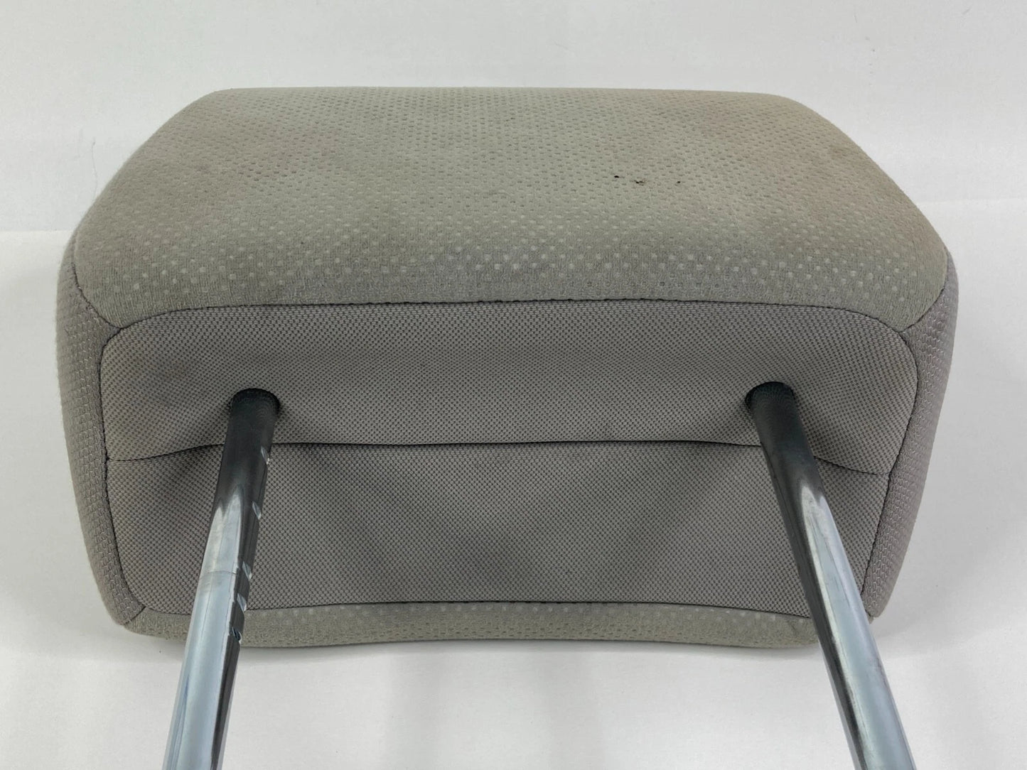 2008 2009 NISSAN ROGUE FRONT RIGHT PASSENGER SIDE SEAT HEADREST HEAD REST OEM
