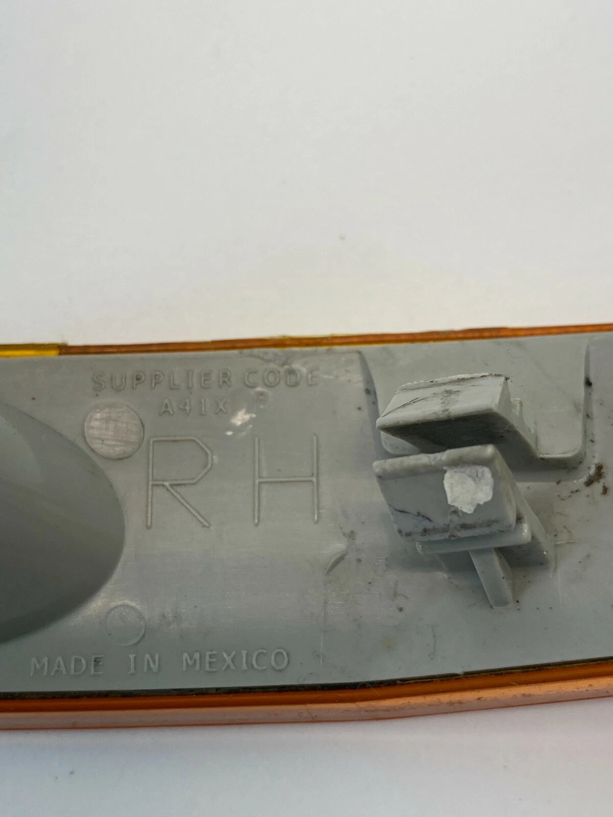 2006-2009 FORD FUSION RIGHT PASSENGER SIDE MARKER LIGHT LAMP 6E53-13B220-AD OEM