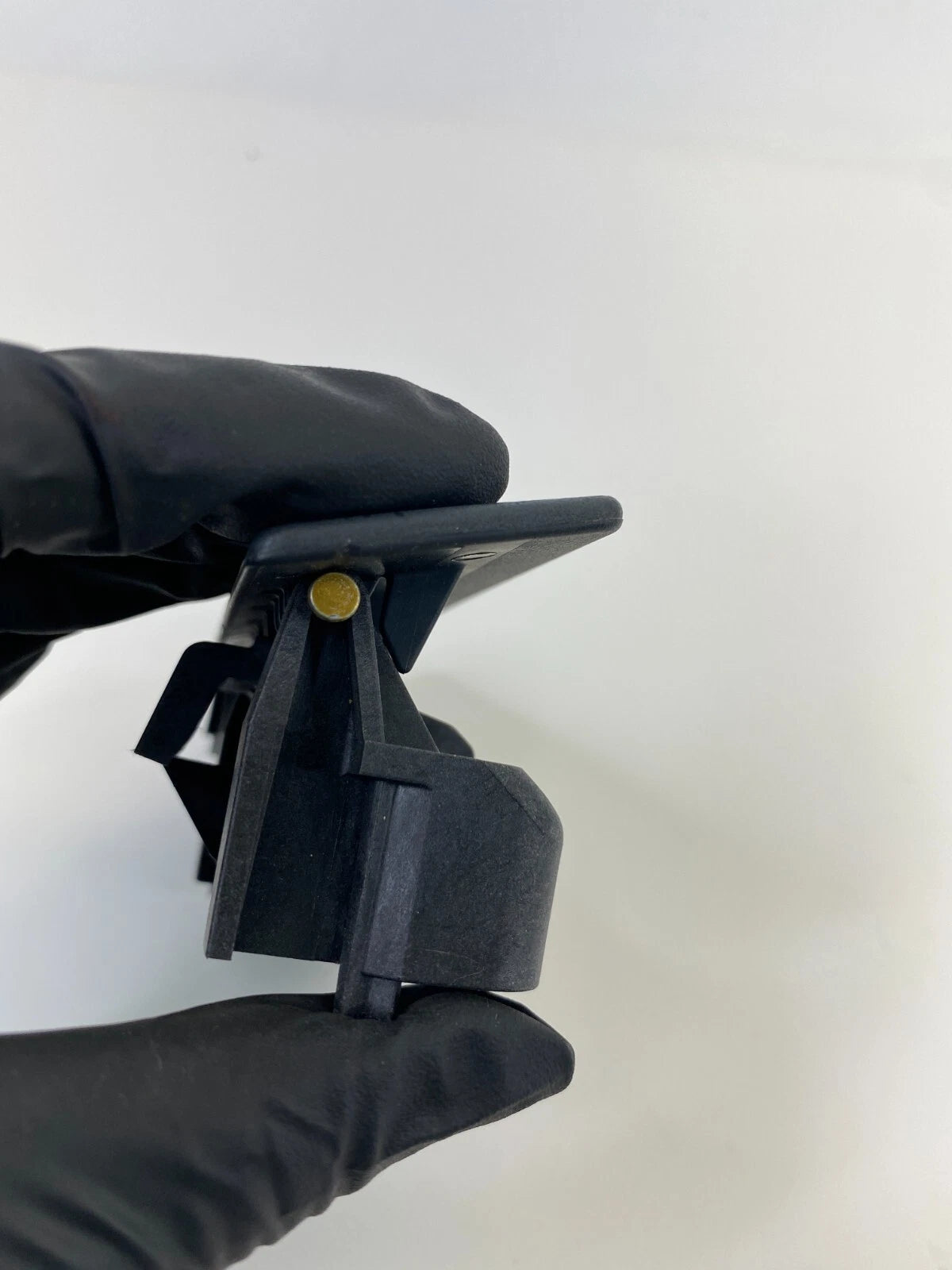 2007 2008 2009 DODGE CALIBER GLOVE BOX COMPARTMENT LOCK LATCH HANDLE OEM