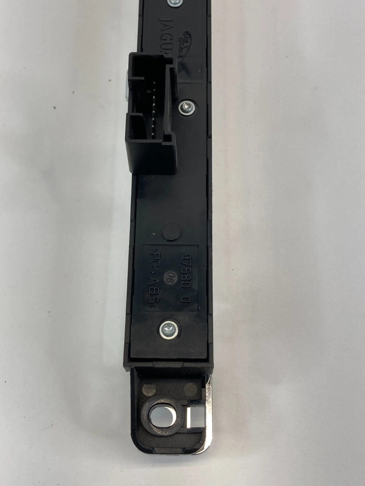09-12 JAGUAR XF DASH INSTRUMENT PANEL HAZARD LIGHT CONTROL SWITCH 8X2311B650AB