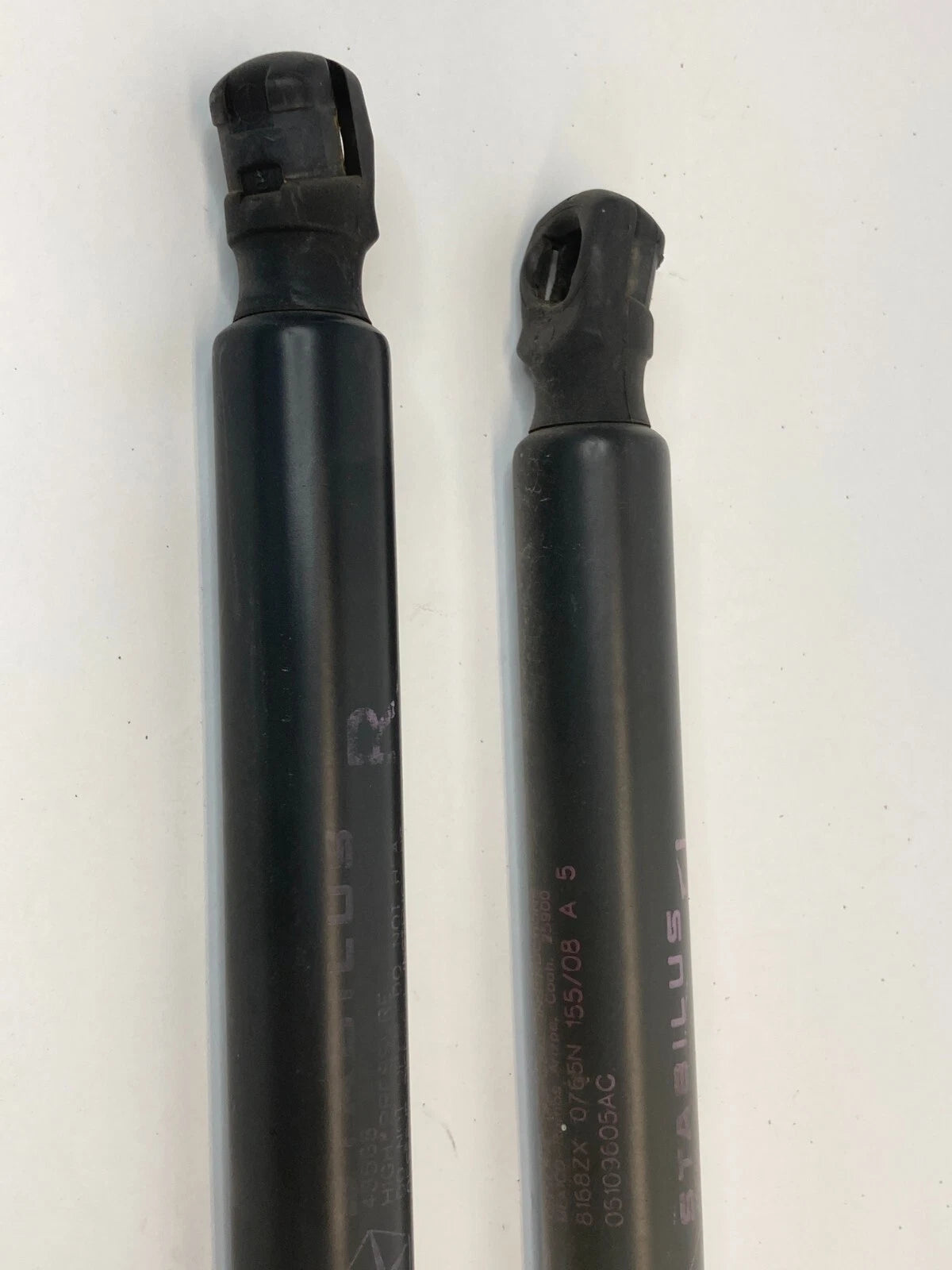 2008-2016 CHRYSLER TOWN & COUNTRY REAR LIFTGATE TAILGATE SUPPORT SHOCKS PAIR OEM