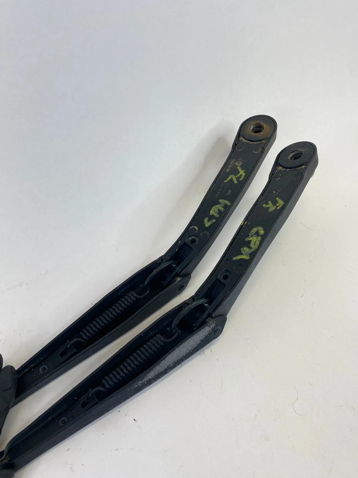 2010-2015 MERCEDES-BENZ GLK350 FRONT LEFT AND RIGHT WINDSHIELD WIPER ARM OEM