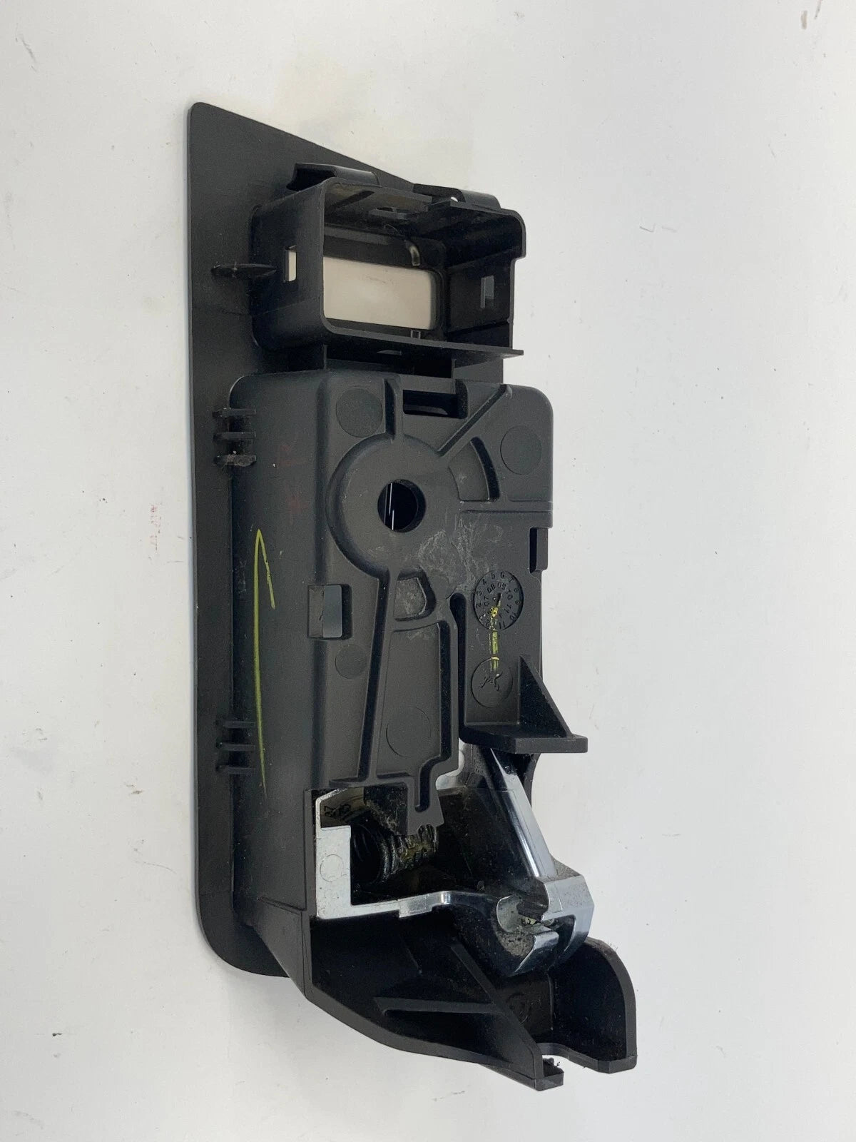 2008-2012 Ford Escape Front Right Side Interior Door Handle 8L84-7822600-A OEM
