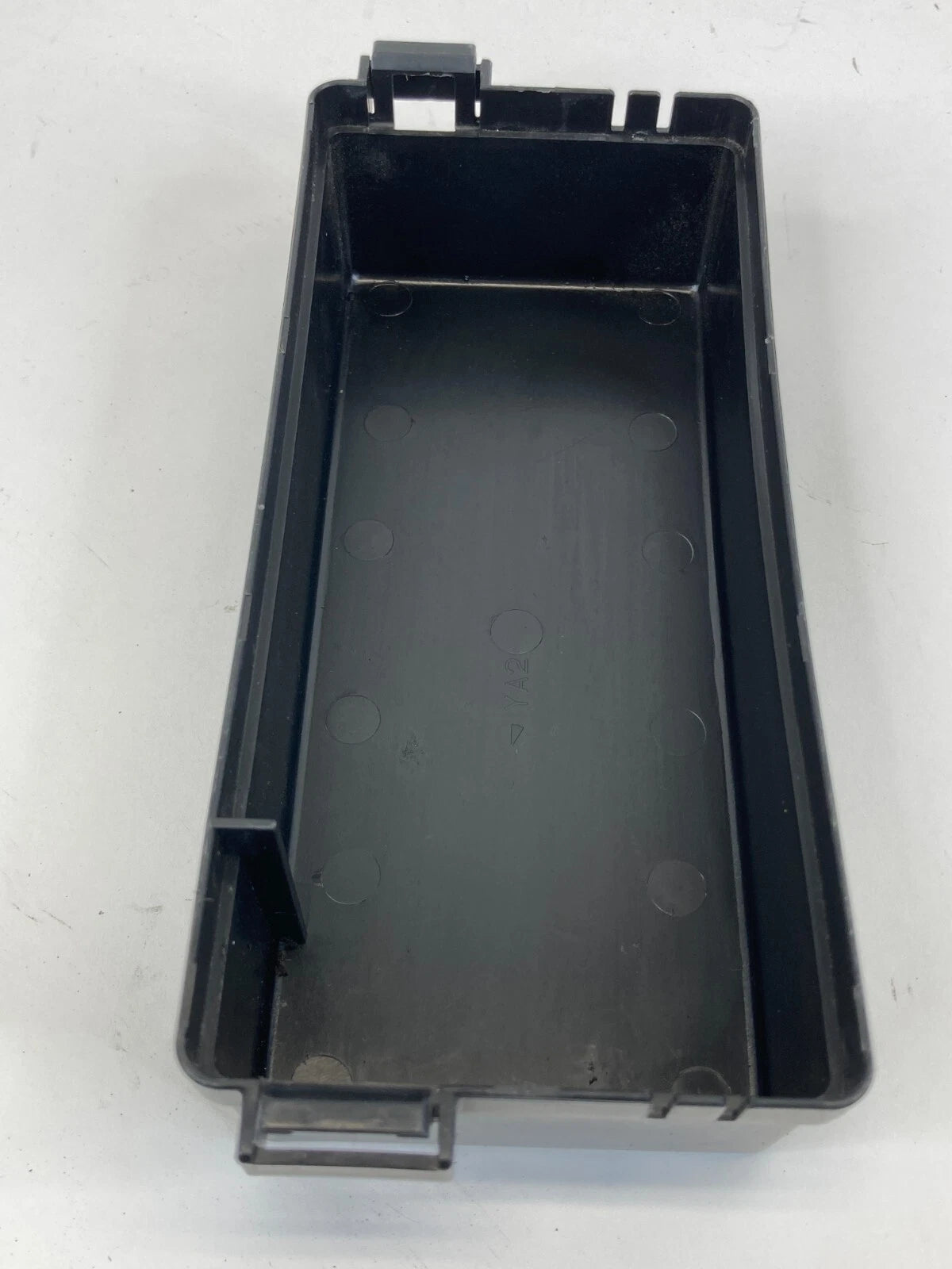 2001-2004 NISSAN PATHFINDER 3.5L A/T UNDER HOOD FUSE RELAY BOX COVER LID OEM