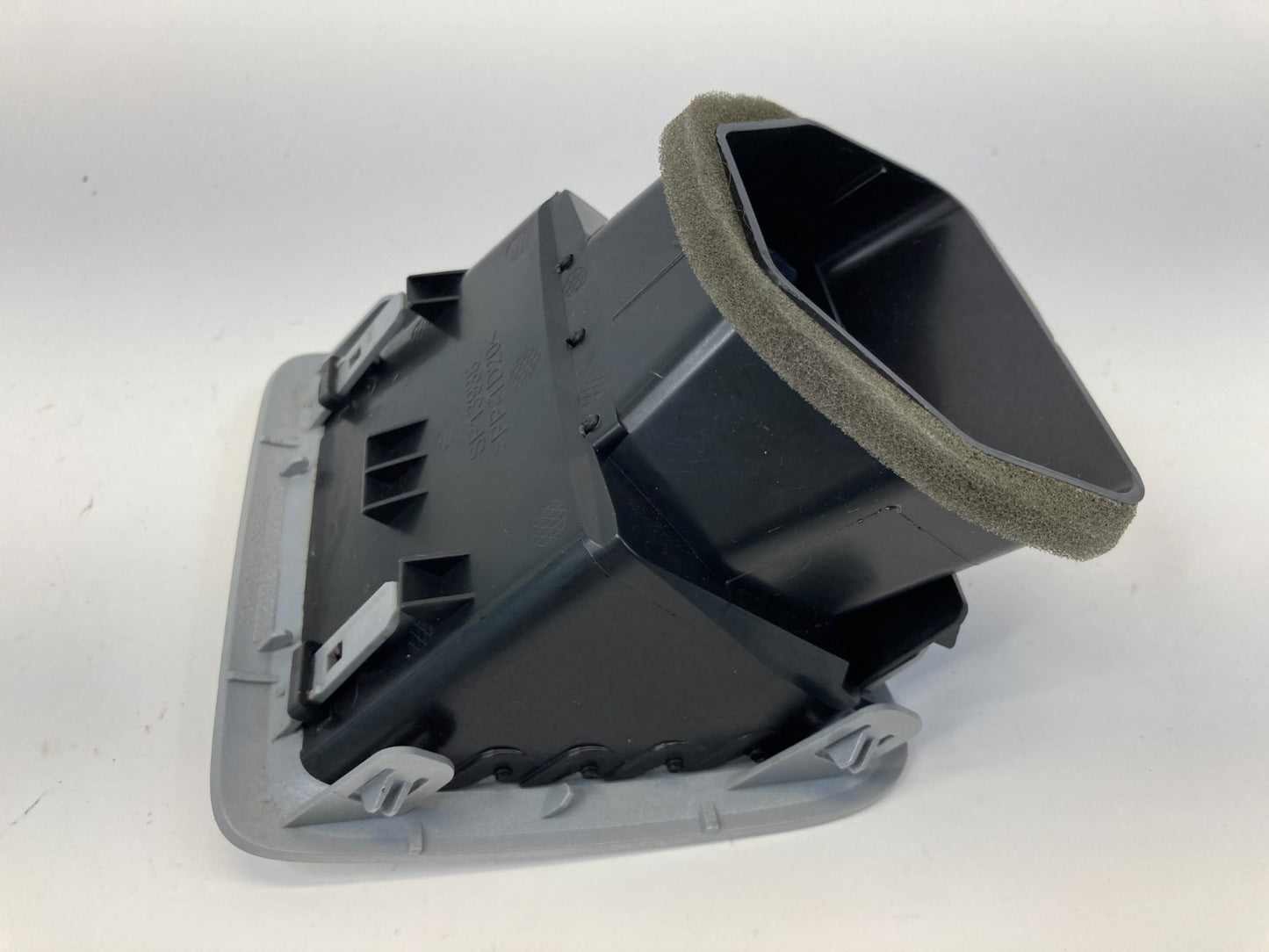 2010-2017 GMC Terrain Left Side Outer Dash A/C Heater Air Vent Grille SP13938