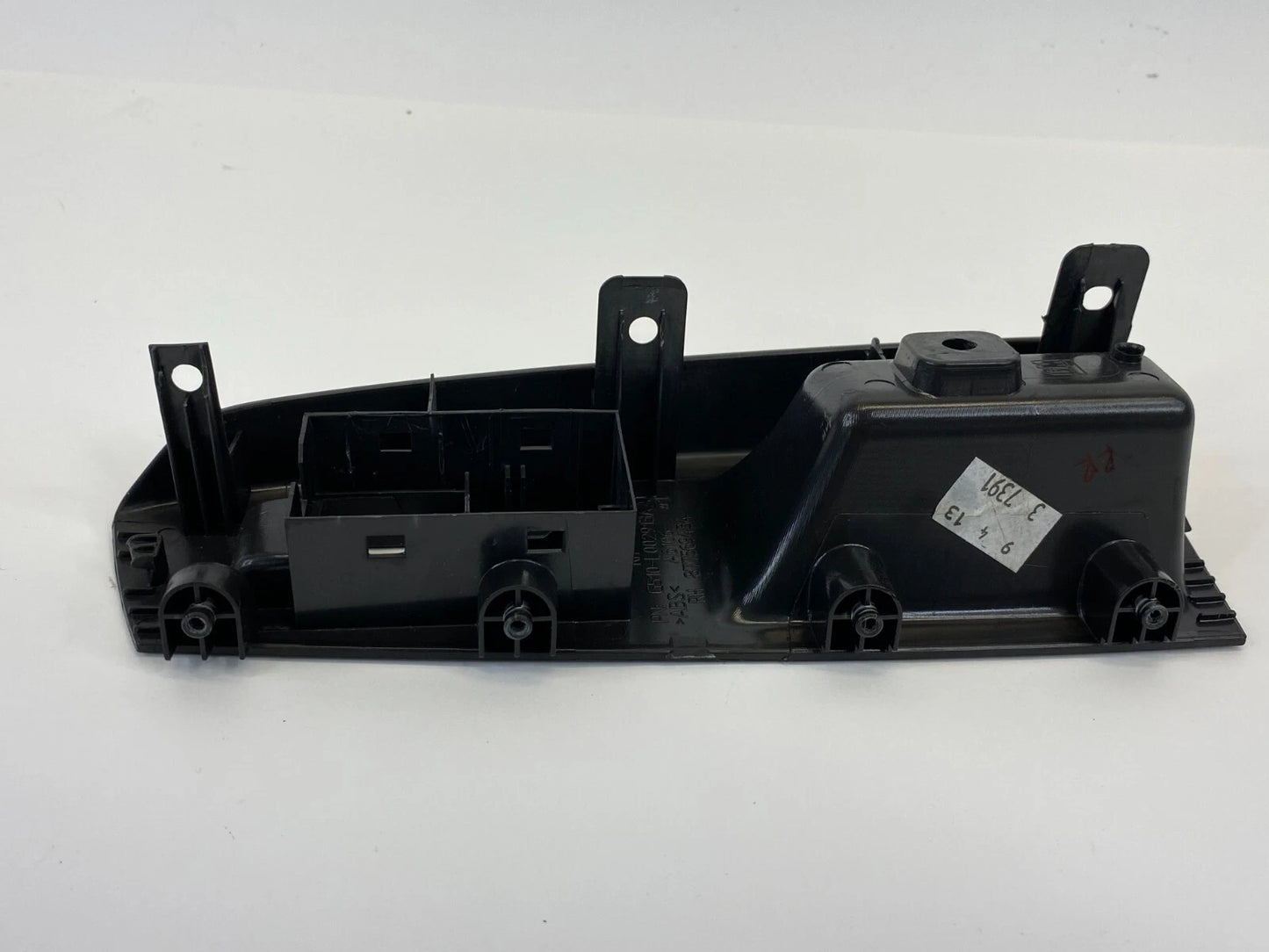 2011-2016 CHEVROLET CRUZE REAR RIGHT DOOR WINDOW SWITCH BEZEL TRIM OEM 877569434