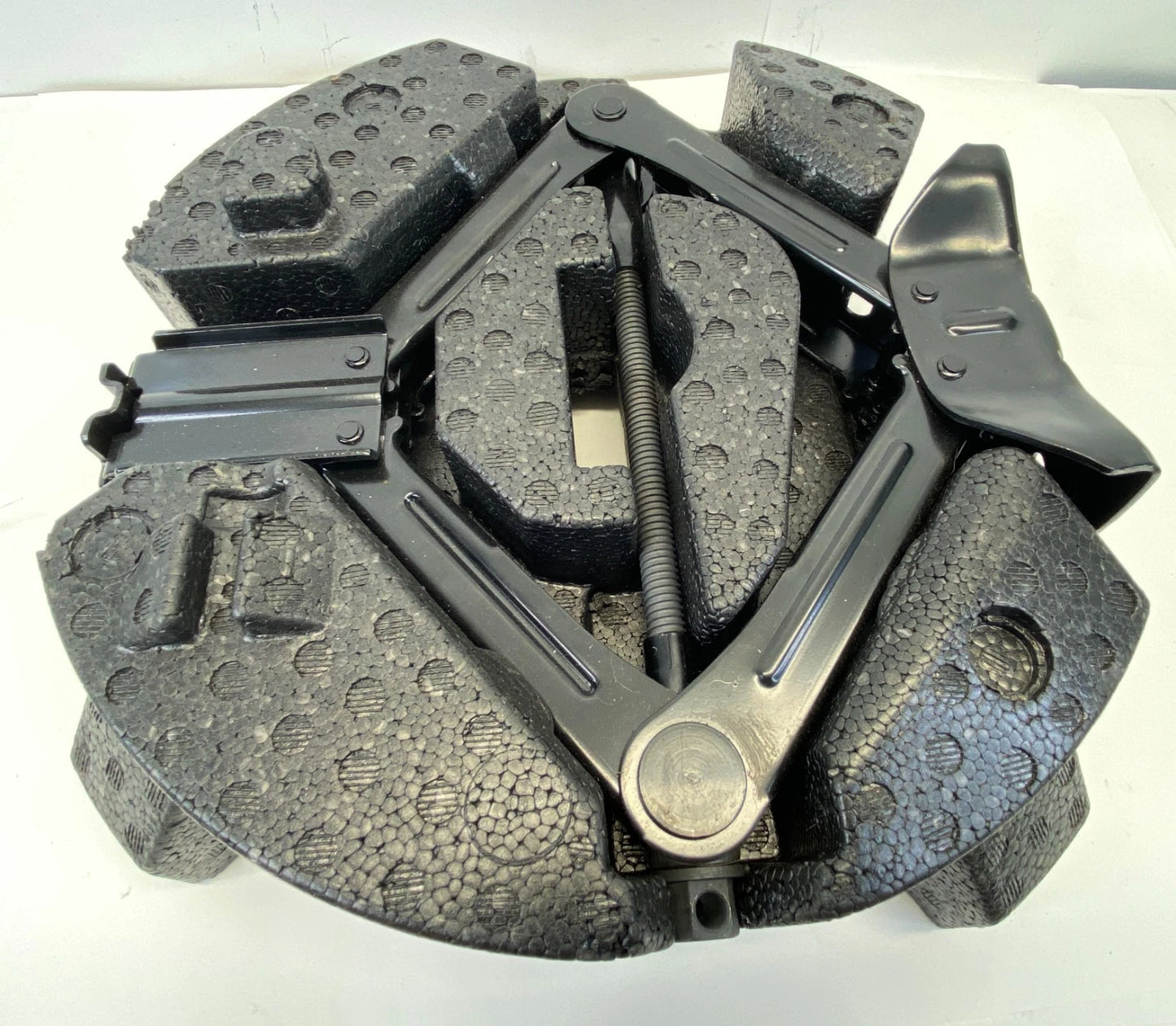 2013-2019 FORD ESCAPE SPARE TIRE SCISSOR JACK ASSY W/ FOAM TRAY CJC-17080AB OEM